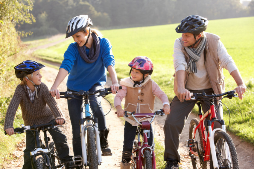 Sortie en famille à vélo